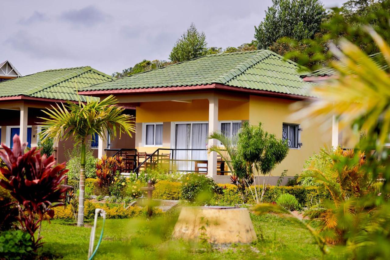 Andasibe Lemurs Lodge Экстерьер фото