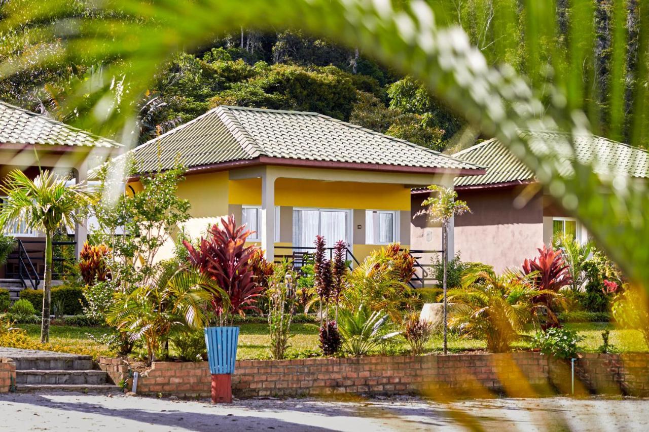 Andasibe Lemurs Lodge Экстерьер фото