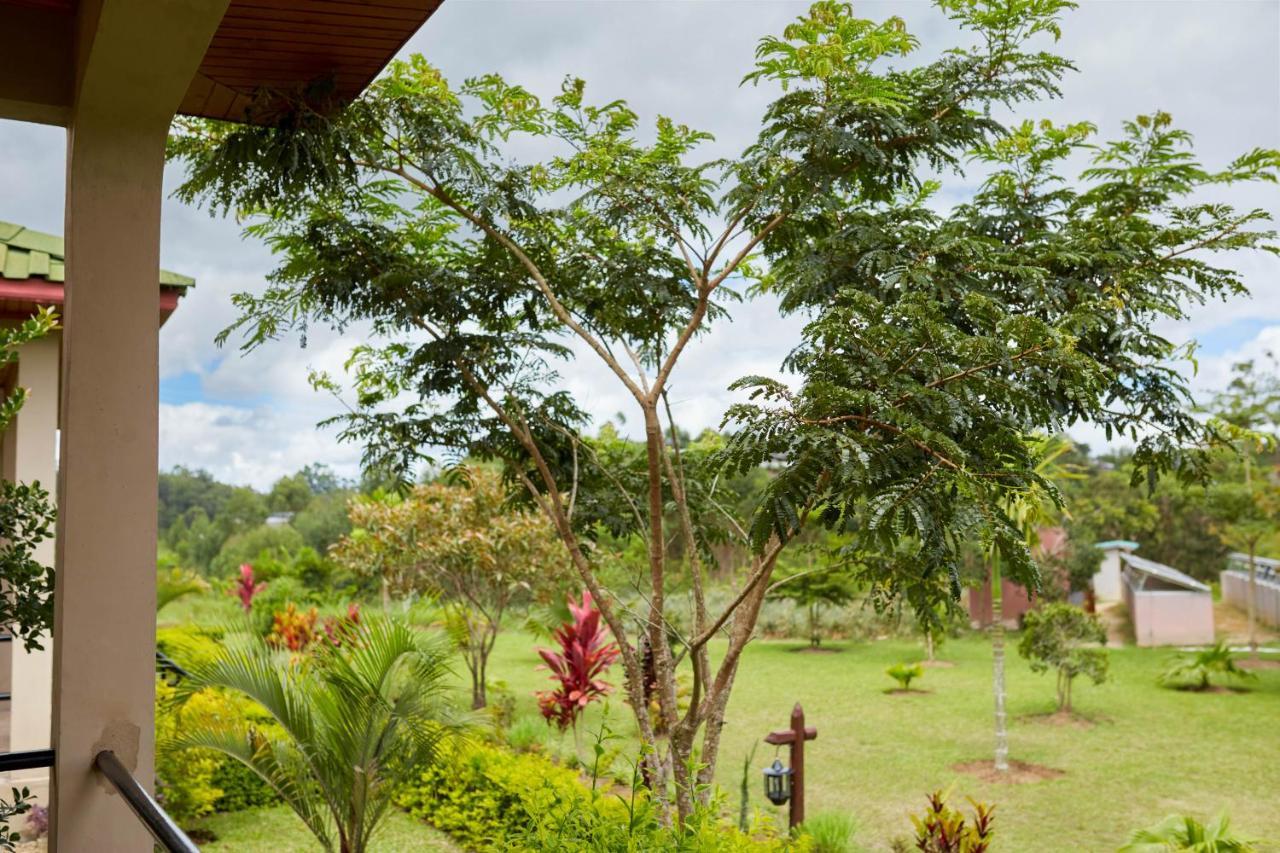 Andasibe Lemurs Lodge Экстерьер фото